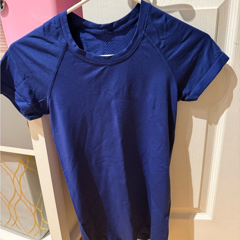 Lululemon Athletica Navy Short Sleeve Tee